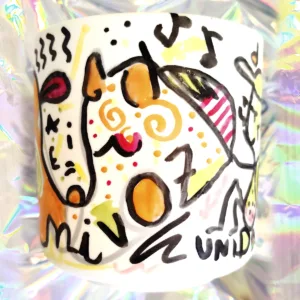 Detalle de una parte de vaso e cerámica